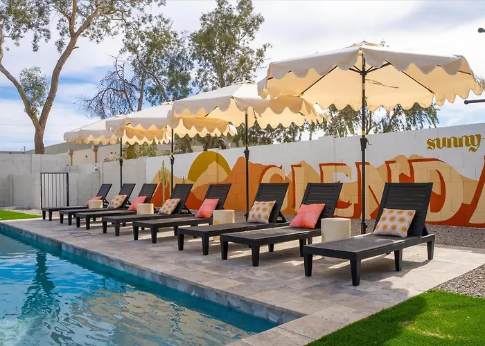Lazy River Luxe 6 Bedroom Sleeps 16 Pickleball Hot Tub