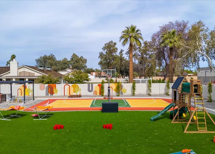 Lazy River Luxe 6 Bedroom Sleeps 16 Pickleball Hot Tub Ferienhaus