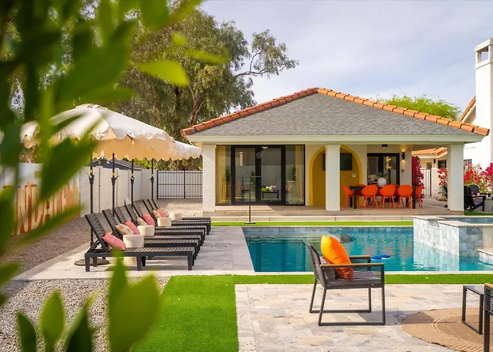 Lazy River Luxe 6 Bedroom Sleeps 16 Pickleball Hot Tub *