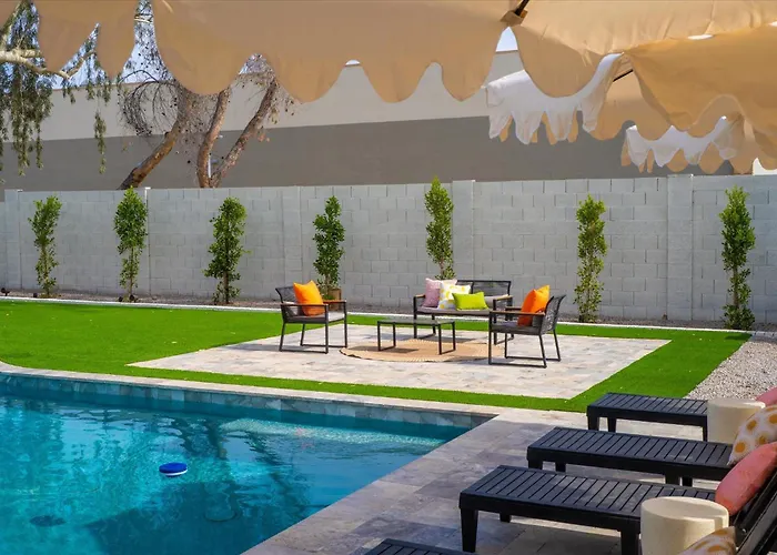 Lazy River Luxe 6 Bedroom Sleeps 16 Pickleball Hot Tub Ferienhaus Glendale